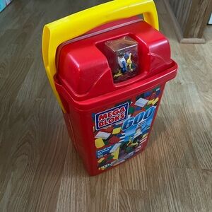 LEGO mega bloks 600 pieces
